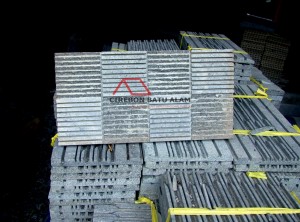 Batu Alam Andesit Alur Catur